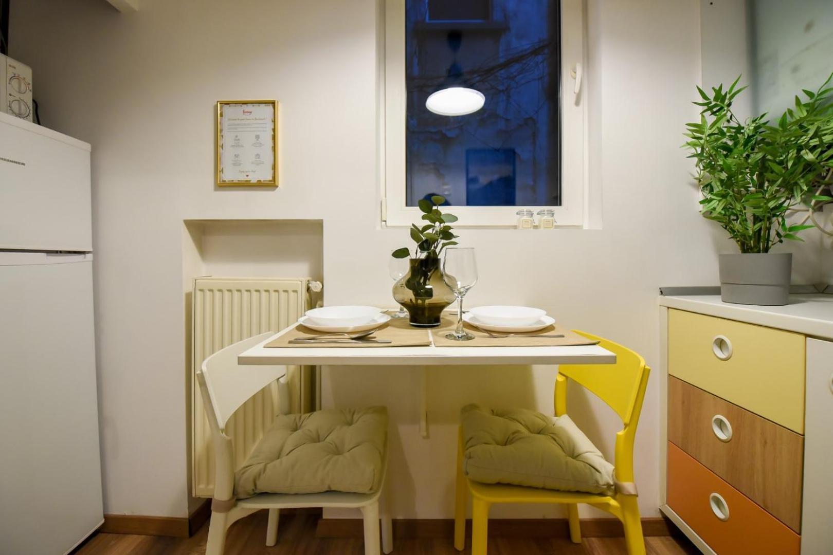 Apartment Chic Near Universitate Square - Your Ideal In Bucharest