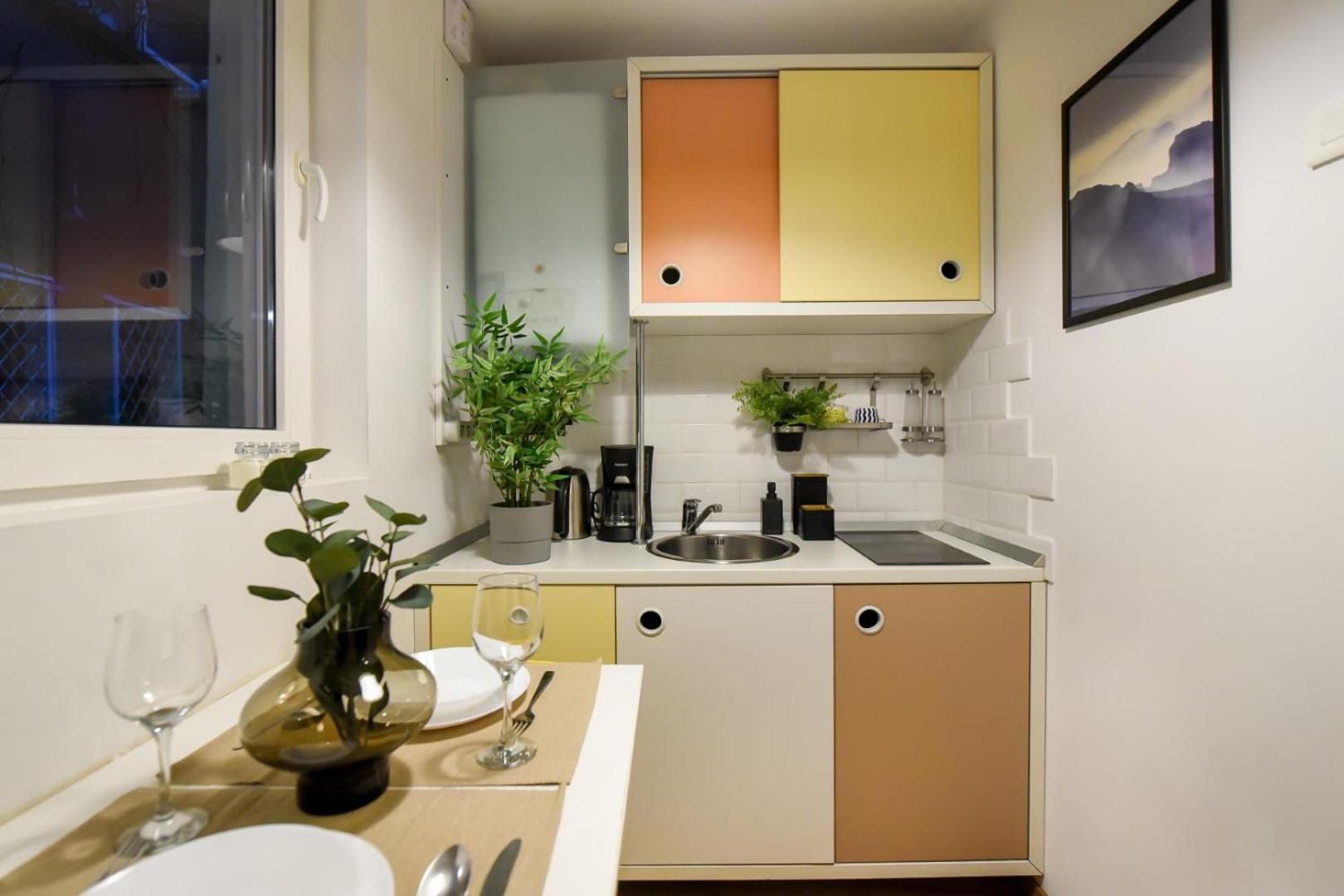 Apartment Chic Near Universitate Square - Your Ideal In Bucharest
